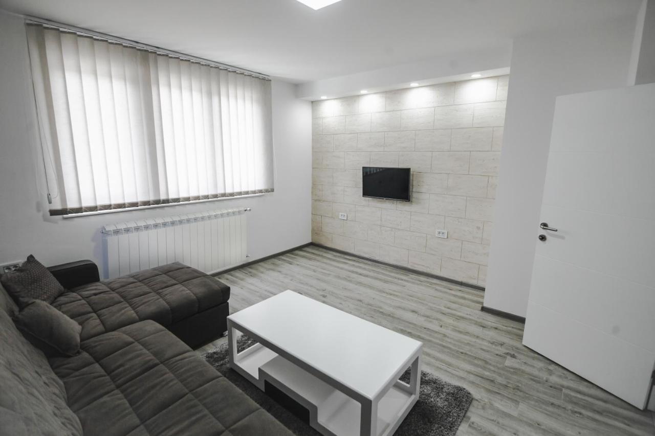 Kristal Apartmani Aranđelovac Exteriér fotografie